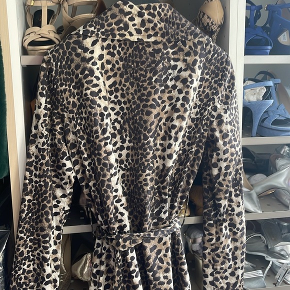 Leopard Print Jacket - Picture 6 of 7